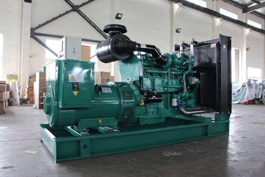 绿园320kw康明斯柴油发电车出租_COPY_COPY